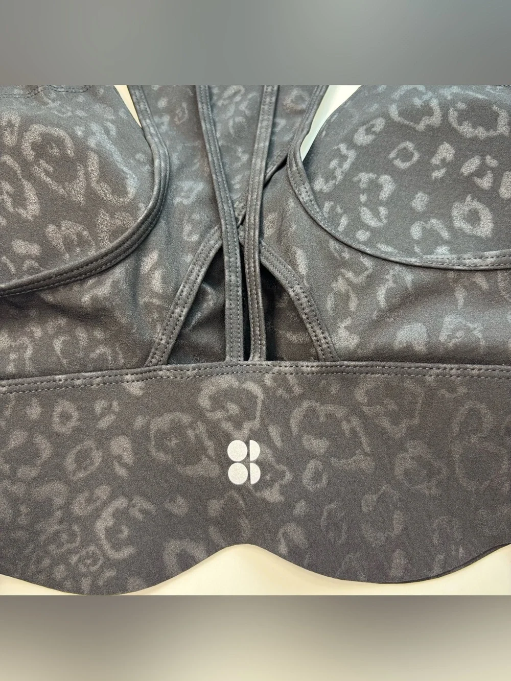 Sweaty Betty Power Plunge Sports Bra Black Leopard Medium Impact Medium